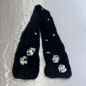 Soft Black/White Scarf